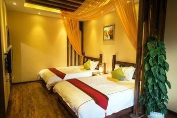 Lijiang Banshan Yunfu Boutique Hostel Extérieur photo